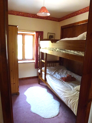 8_highswinklebank_farm_bunk_beds